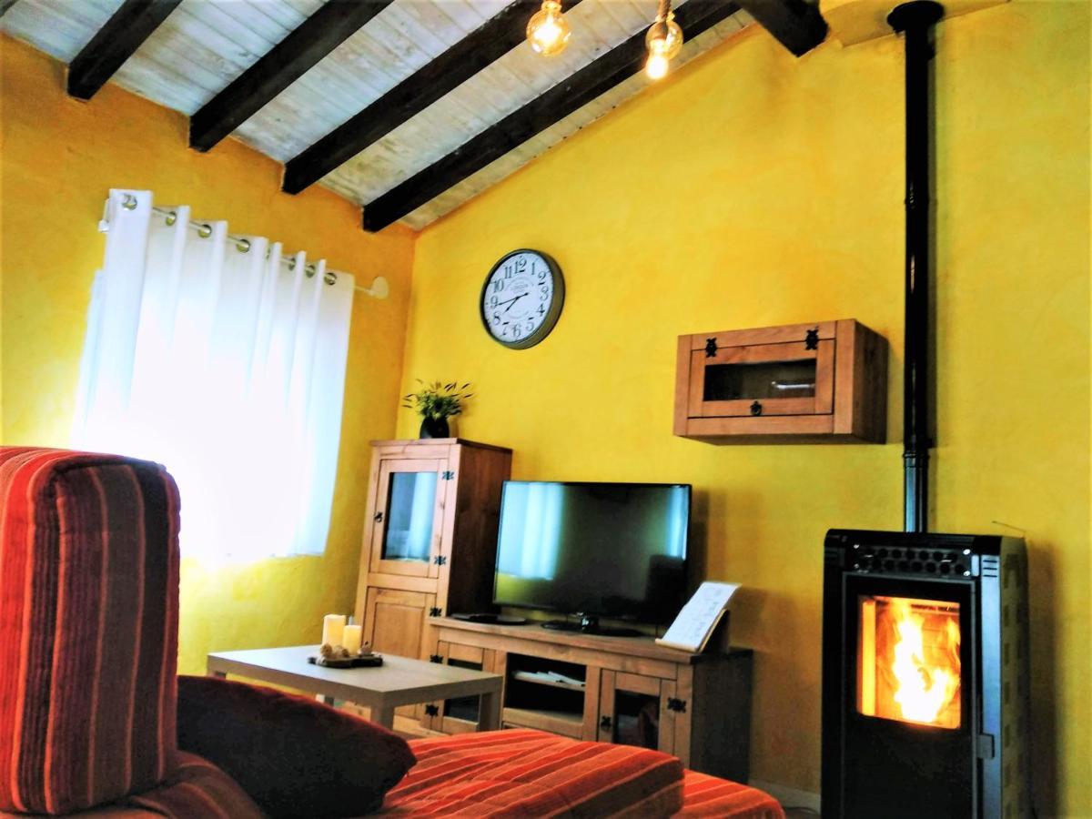 Salinas de Anana Casa Rural Madera Y Sal מראה חיצוני תמונה